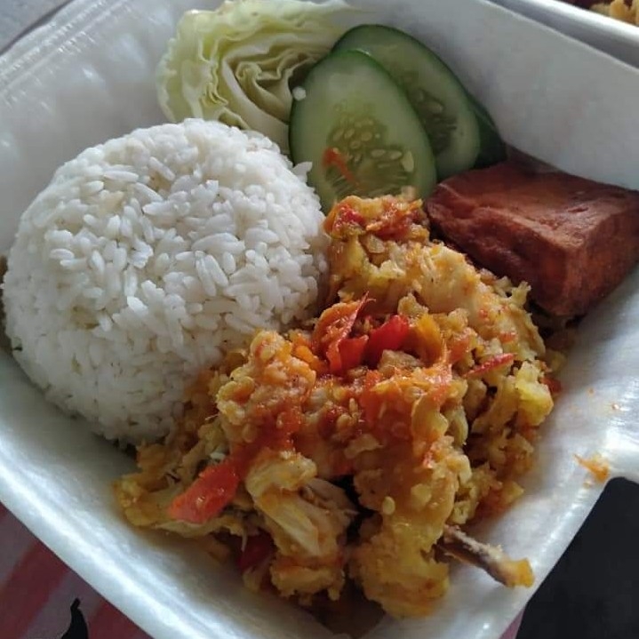 NASI AYAM GEPREK