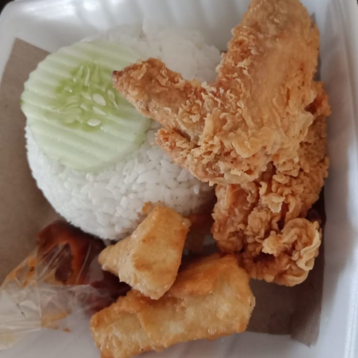 NASI AYAM KRISPI