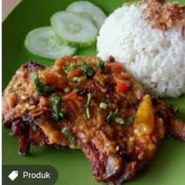 NASI AYAM PENYET 