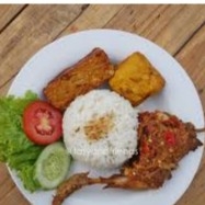 NASI AYAM PENYET