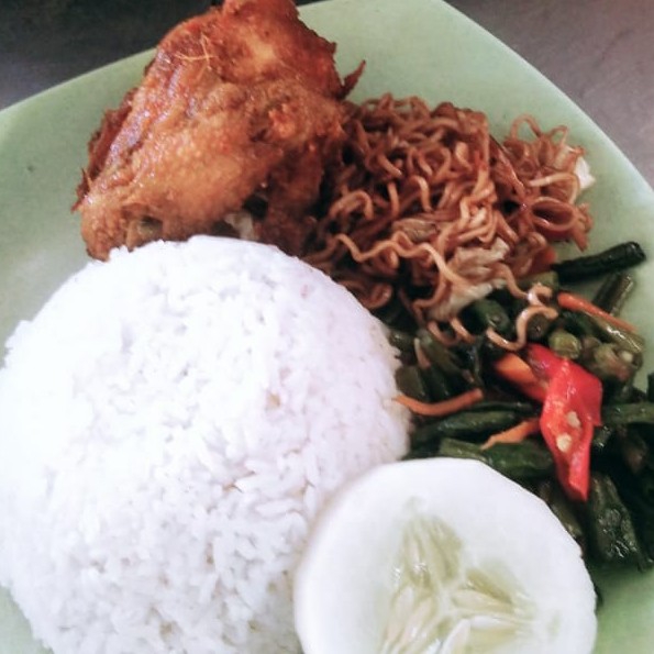 NASI CAMPUR