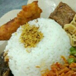 NASI CAMPUR AYAM