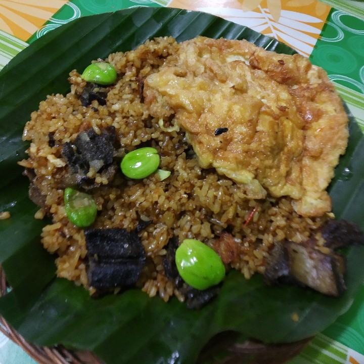 NASI GORENG AYAM PETAY