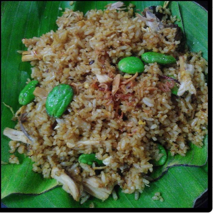 NASI GORENG AYAM PETE