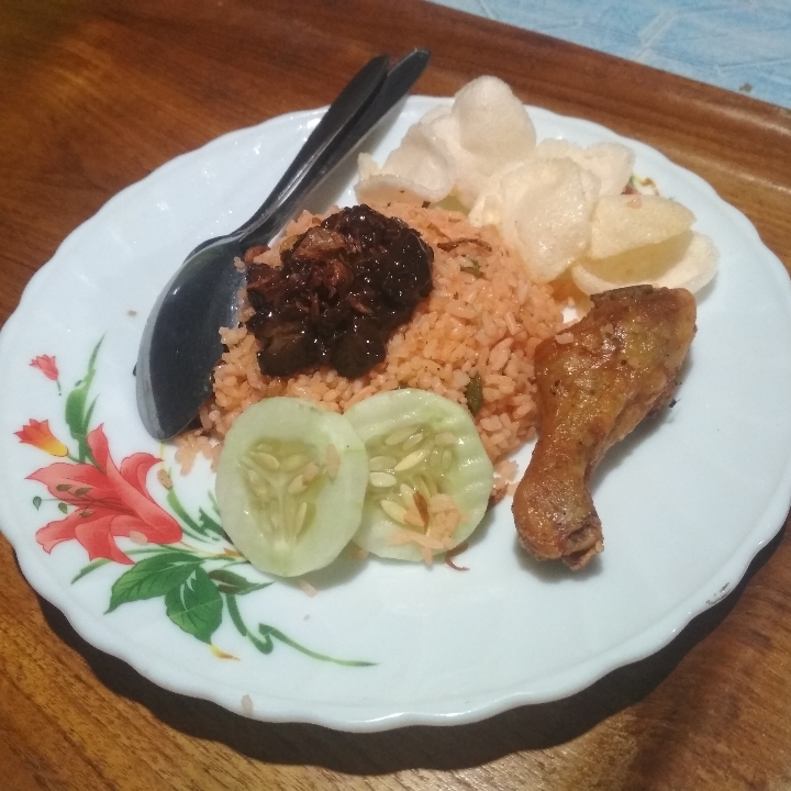 NASI GORENG ISTIMEWA