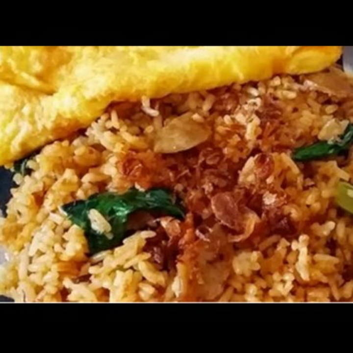 NASI GORENG PLUS TELUR DADAR