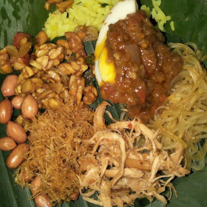 NASI JINGGO KUNING 