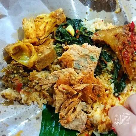 NASI PADANG TELOR