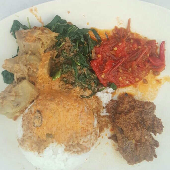 NASI RENDANG DAGING