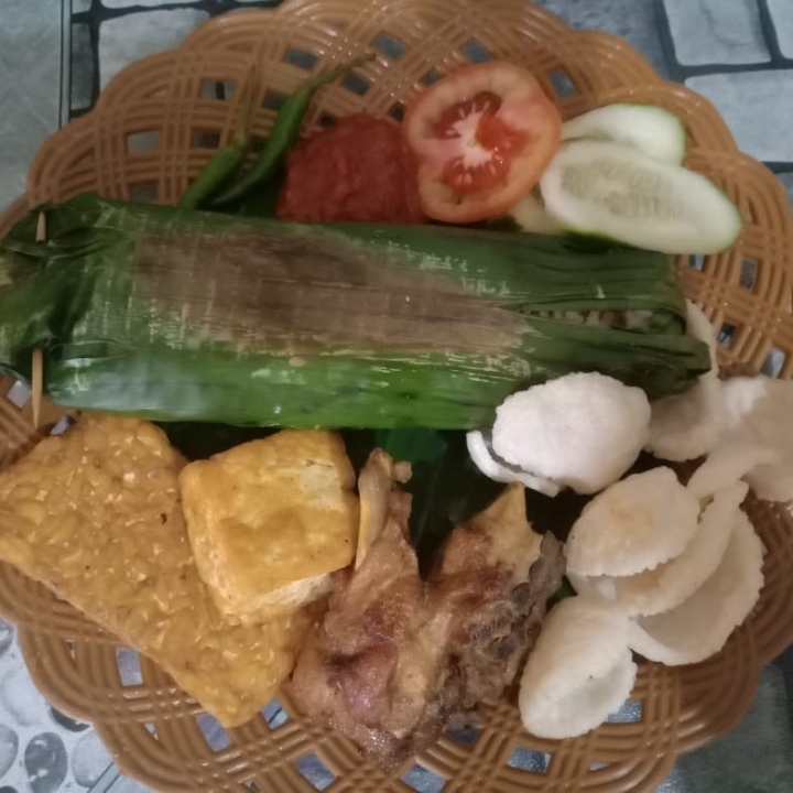 NASI TUTUG ONCOM KOMPLIT