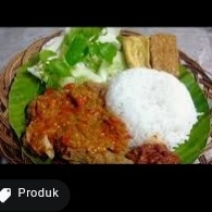 NASI UDUK AYAM PENYET