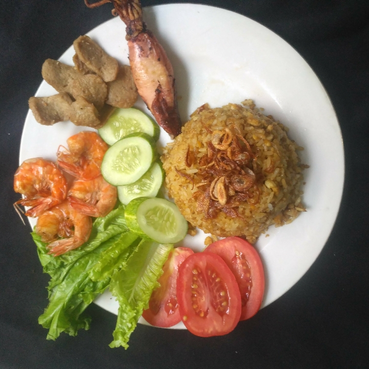 Nasgor Cumi dan Telur