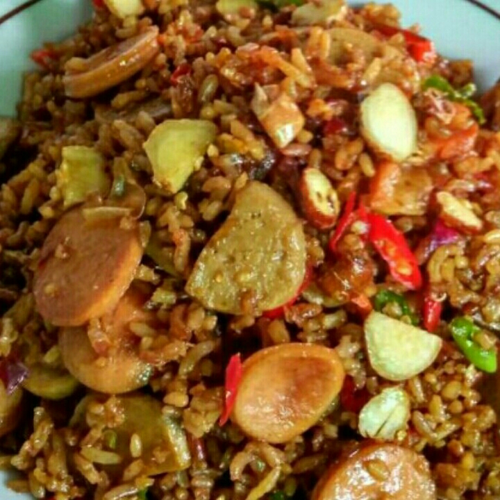 Nasi  Goreng Ayam Bakso Sosis