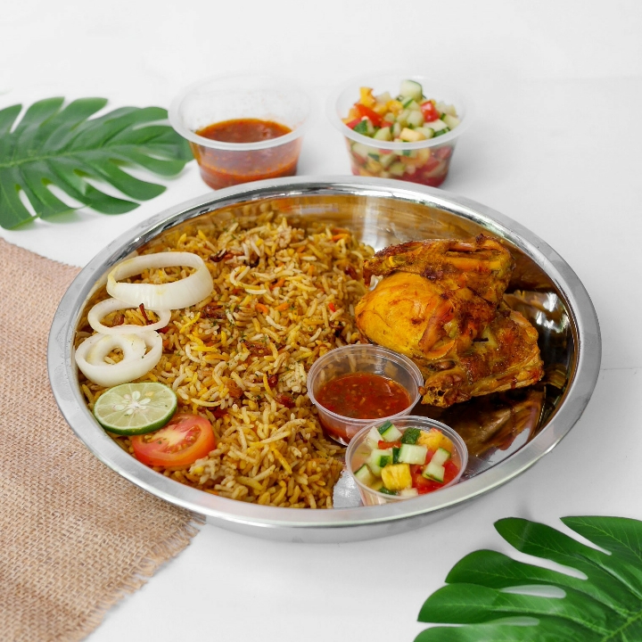 Nasi Arabian Ayam Porsi Talam Small