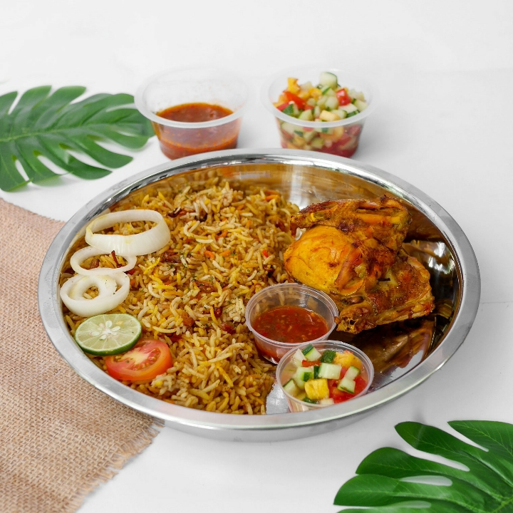 Nasi Arabian Ayam Porsi Talam Small