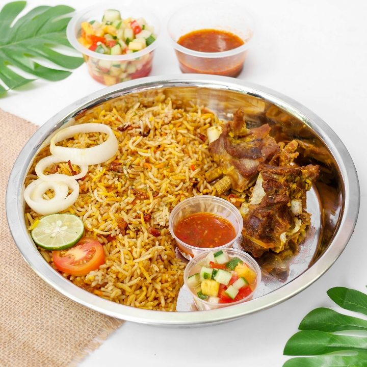 Nasi Arabian Kambing Porsi Talam Medium