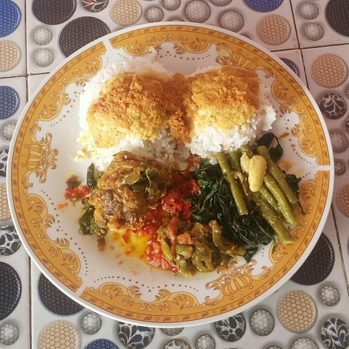 Nasi Ati Ampela Goreng