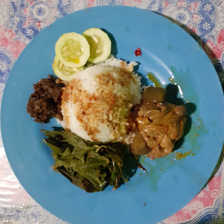 Nasi Ati Ampla Komplit