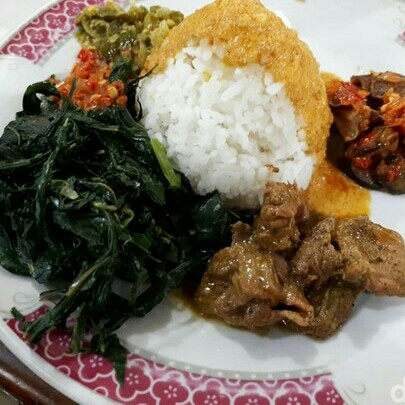 Nasi Padang Hati Ayam 