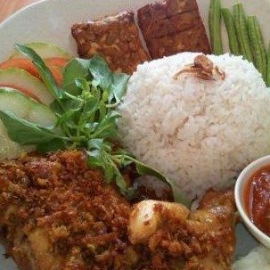 Nasi Ayam Bakar