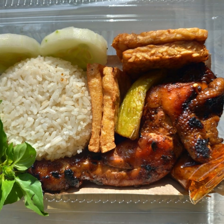 Nasi Ayam Bakar 