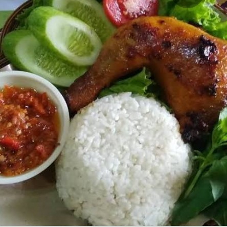 Nasi Ayam Bakar