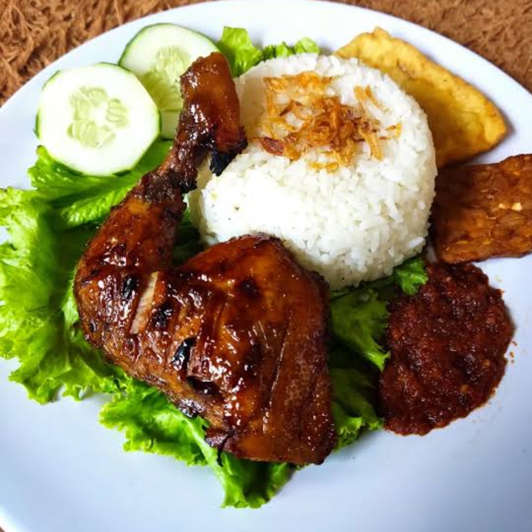 Nasi Ayam Bakar