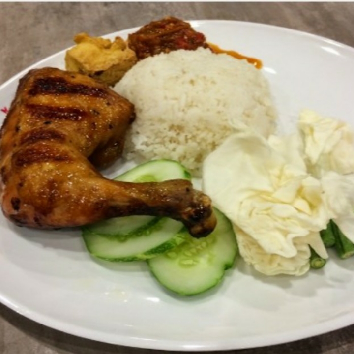 Nasi Ayam Bakar