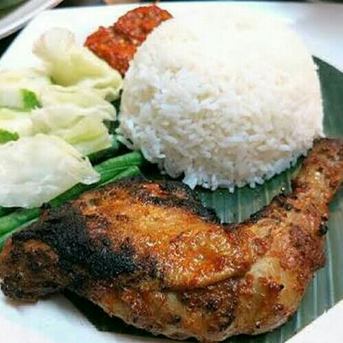 Nasi Ayam Bakar