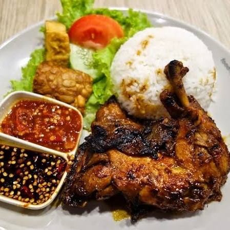 Nasi Ayam Bakar