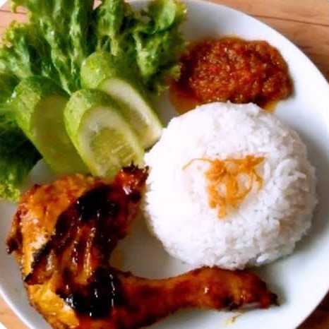 Nasi Ayam Bakar