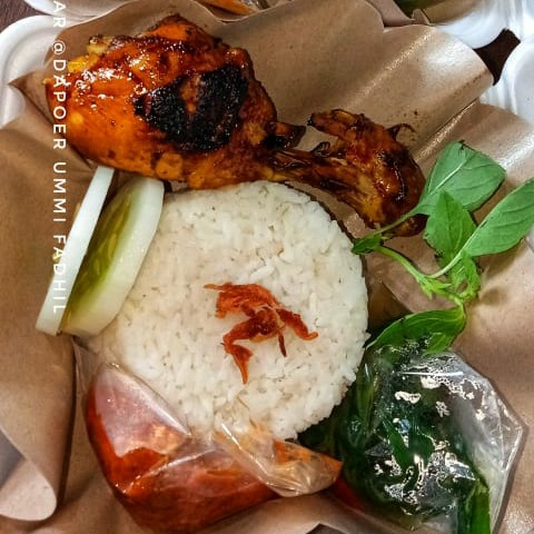 Nasi Ayam Bakar