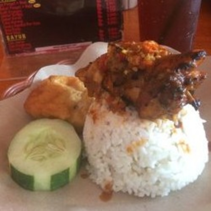 Nasi Ayam Bakar