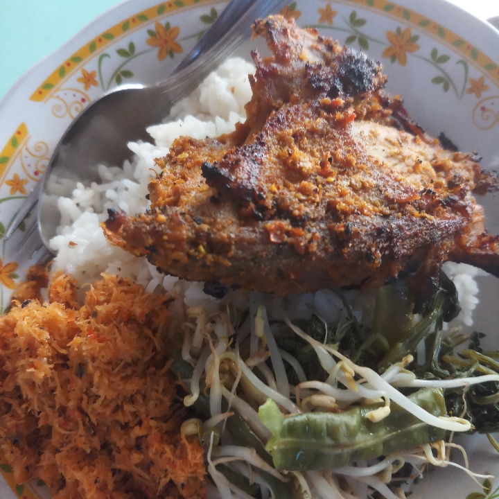 Nasi Ayam Bakar