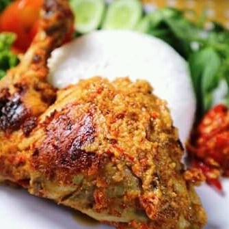 Nasi Ayam Bakar Es Teh