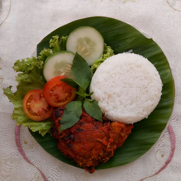 Nasi Ayam Bakar Kemantil