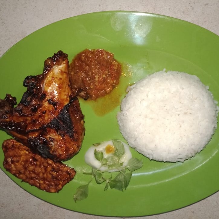 Nasi Ayam Bakar Lunak Madu L