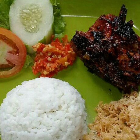 Nasi Ayam Bakar Tulang Lunak