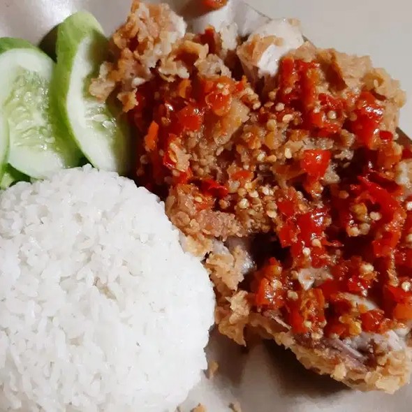 Nasi Ayam Crispy Geprek