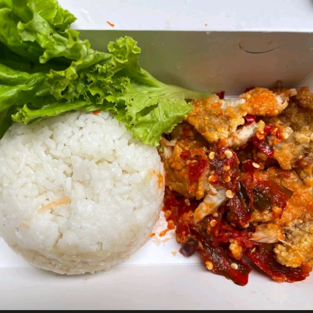 Nasi Ayam Crispy Geprek