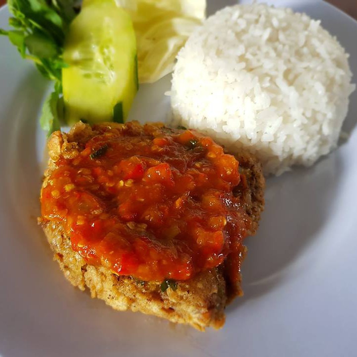 Nasi Ayam Geprek 