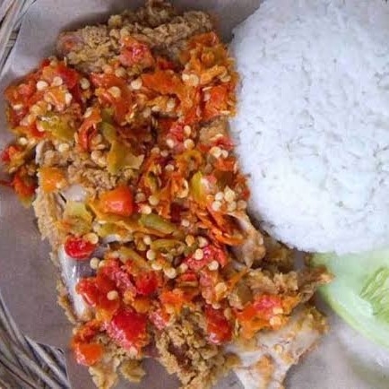 Nasi Ayam Geprek Besar