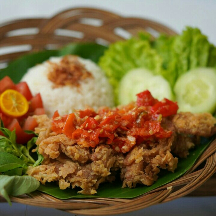 Nasi Ayam Geprek