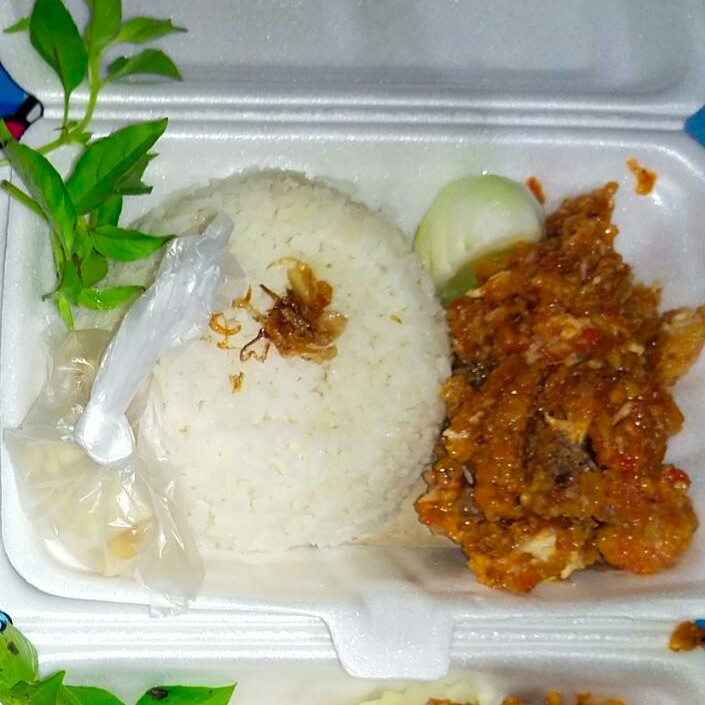 Nasi Ayam Geprek