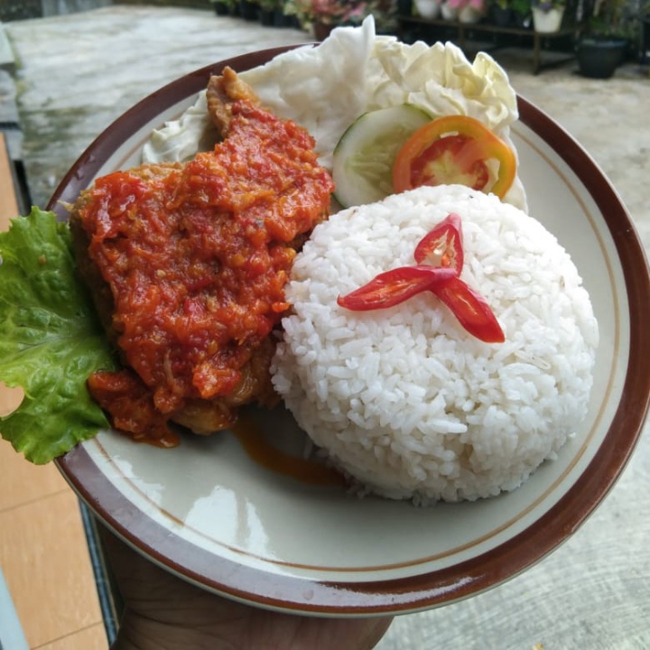 Nasi Ayam Geprek