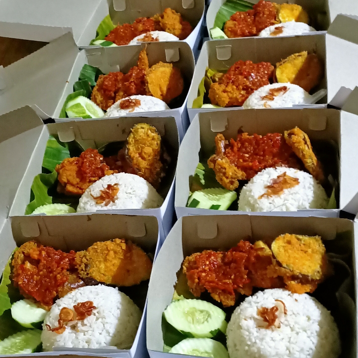 Nasi Ayam Geprek