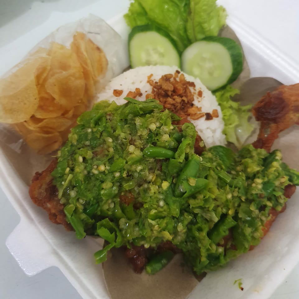 Nasi Ayam Geprek