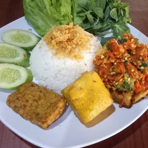 Nasi Ayam Geprek 2T 