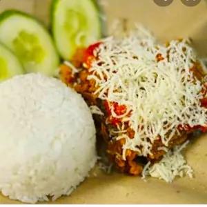 Nasi Ayam Geprek Keju Bensuka