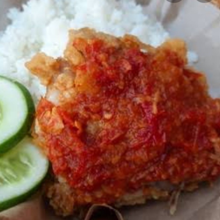 Nasi Ayam Geprek Sambal Merah Esteh Anget 2